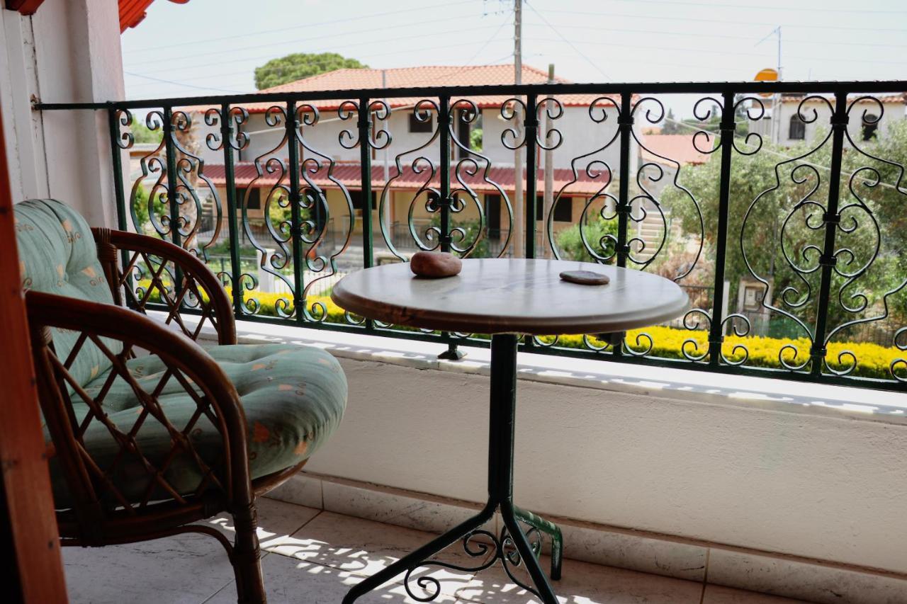 Renaissance Holidays Villa Nea Kallikrateia المظهر الخارجي الصورة